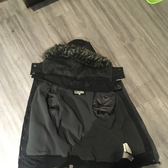 Bench winter coat - Picture 2 of 3